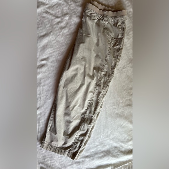 JM Collection Women's Pants Size 12 White Cotton Spandex Cropped. Capri - Picture 5 of 14